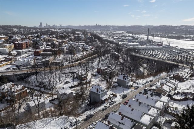 3586 Elmhurst Ave, Brighton Heights, PA 15212