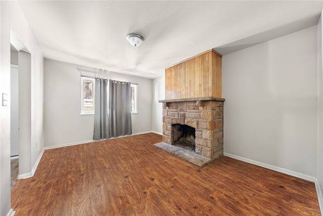 3586 Elmhurst Ave, Brighton Heights, PA 15212