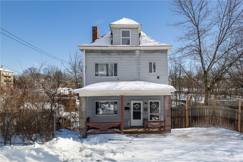 3586 Elmhurst Ave, Brighton Heights, PA 15212