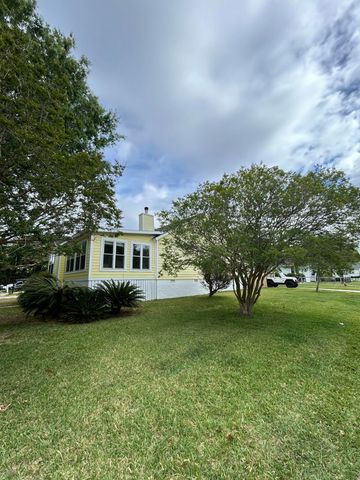 1530 Barquentine Drive, Mount Pleasant, SC 29464