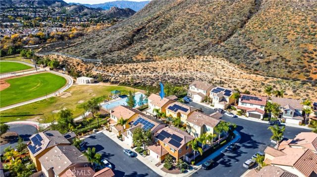 34213 Parkside Drive, Lake Elsinore, CA 92532
