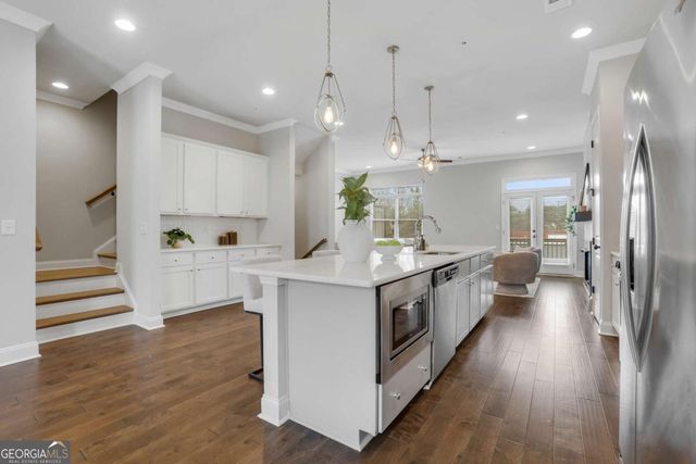 1292 Stone Castle Circle SE, Smyrna, GA 30080