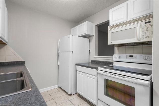 5645 Hornaday Road B, Greensboro, NC 27409