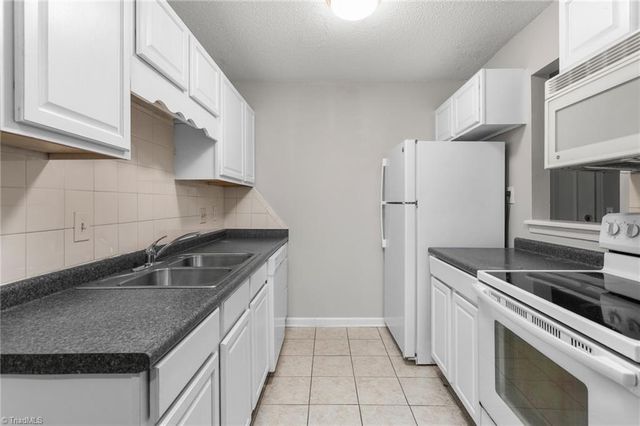 5645 Hornaday Road B, Greensboro, NC 27409