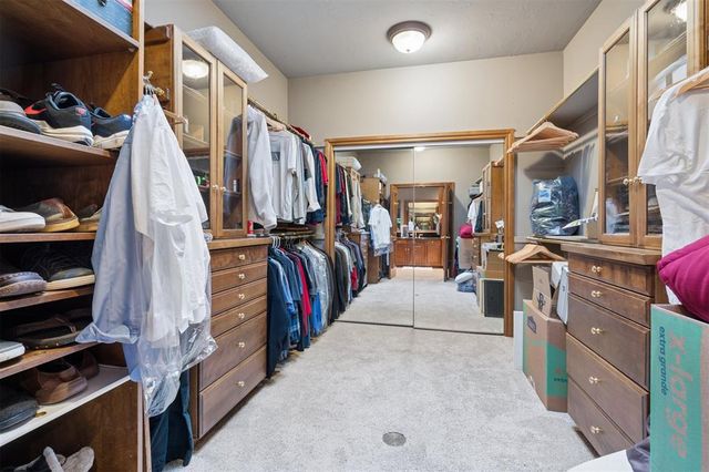 5912 Chestnut Court, Edmond, OK 73025