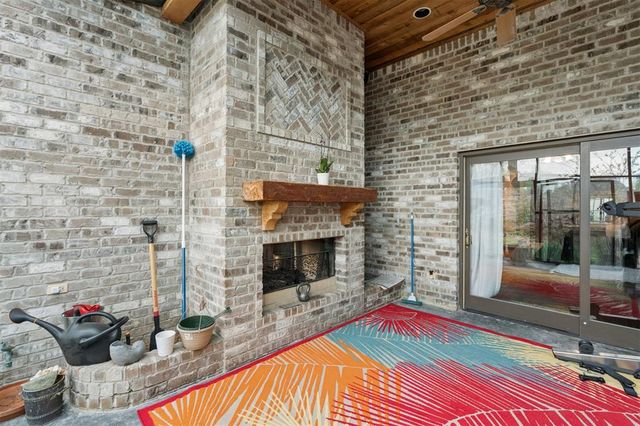 5912 Chestnut Court, Edmond, OK 73025