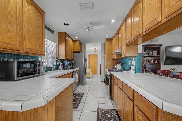 9412 SW 184th Terrace, Cutler Bay, FL 33157