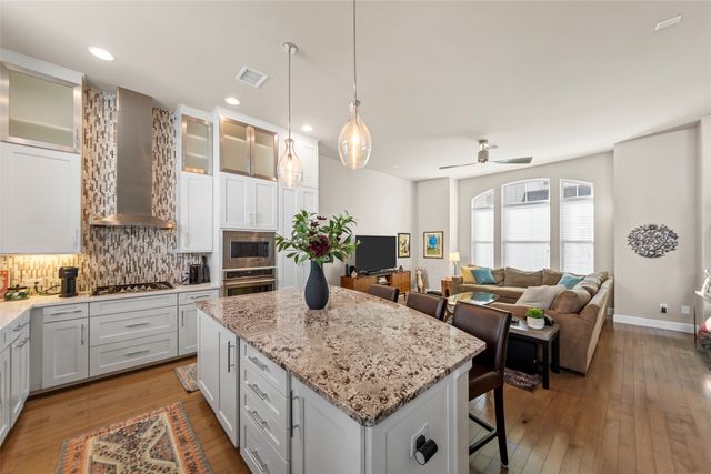 762 Lacey Oaks Place, Dallas, TX 75204