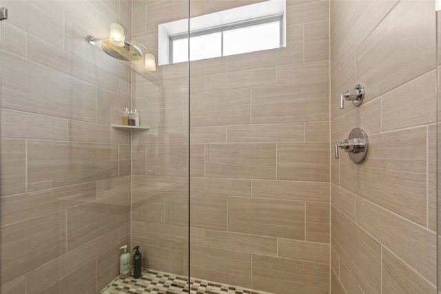 762 Lacey Oaks Place, Dallas, TX 75204