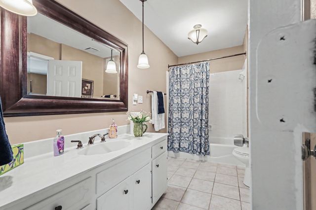 931 Todd Preis Dr, Nashville, TN 37221