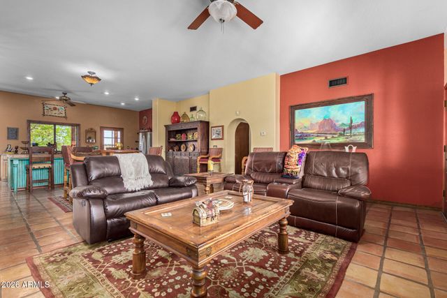 10653 E Sleepy Hollow Trail, Gold Canyon, AZ 85118