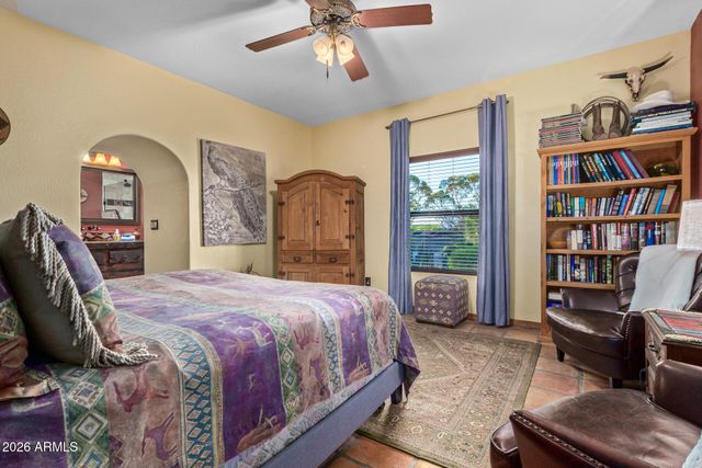 10653 E Sleepy Hollow Trail, Gold Canyon, AZ 85118