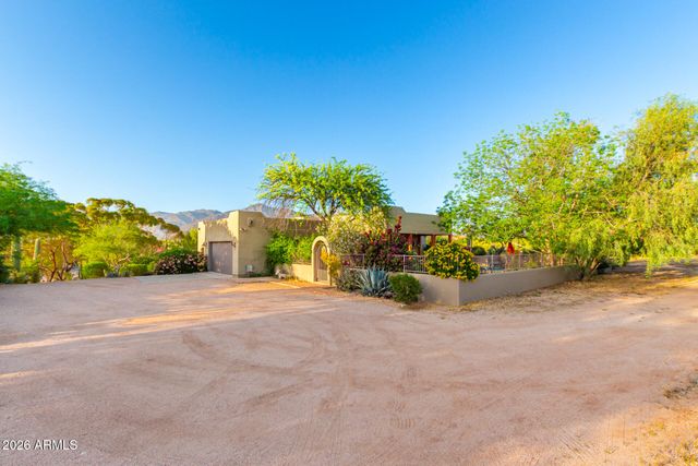 10653 E Sleepy Hollow Trail, Gold Canyon, AZ 85118
