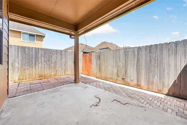 4606 E Meadow Drive, Deer Park, TX 77536
