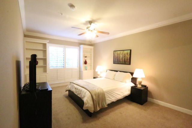 2299 Lone Star Drive 240, Sugar Land, TX 77479