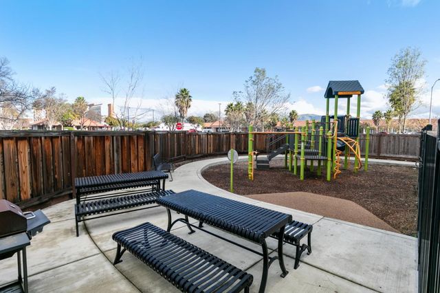 39829 Pelton Terrace, Newark, CA 94560