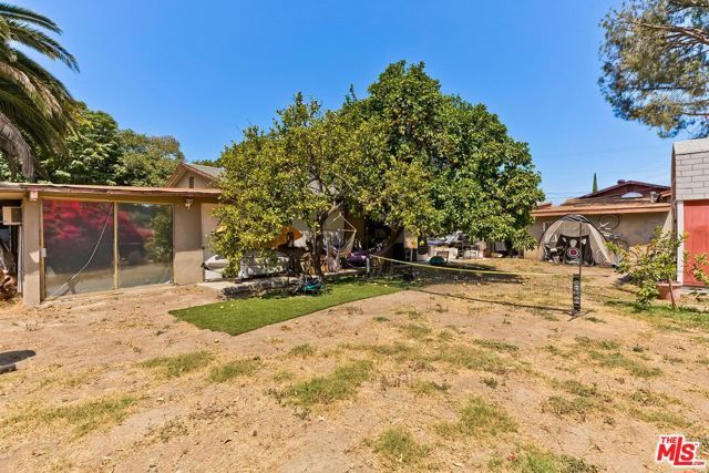 18748 Lanark Street, Los Angeles, CA 91335