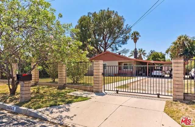 18748 Lanark Street, Los Angeles, CA 91335