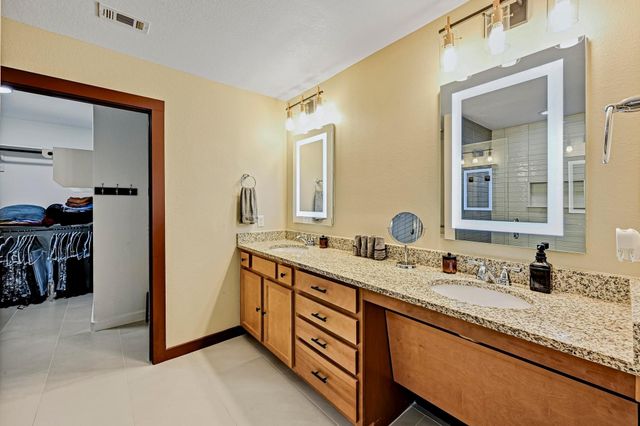 101 Paint Creek LN, Georgetown, TX 78633