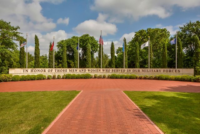 101 Paint Creek LN, Georgetown, TX 78633