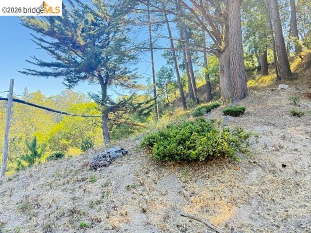 0 Aitken Dr, Oakland, CA 94603