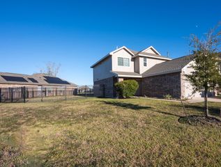 5403 Rosser Ruby Way, Brookshire, TX 77423