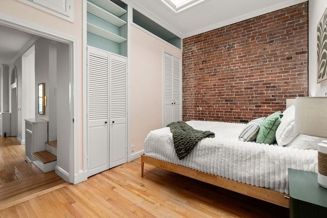 37 Bay State Rd 6, Boston, MA 02215