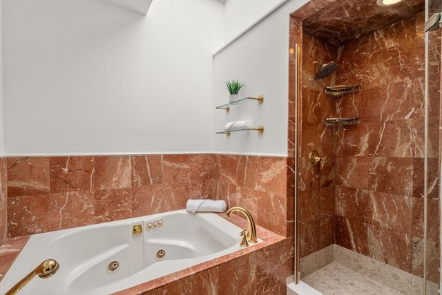 37 Bay State Rd 6, Boston, MA 02215
