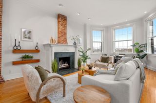 37 Bay State Rd 6, Boston, MA 02215