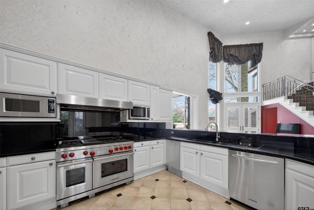 7104 Gleneagles Drive, Tyler, TX 75703