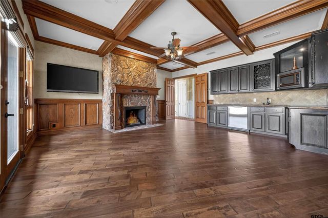 7104 Gleneagles Drive, Tyler, TX 75703