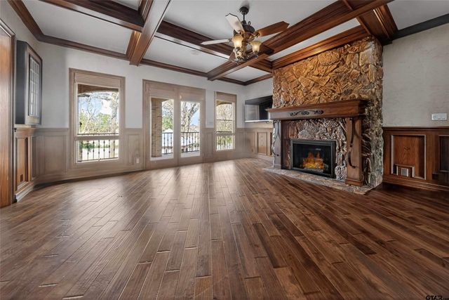 7104 Gleneagles Drive, Tyler, TX 75703