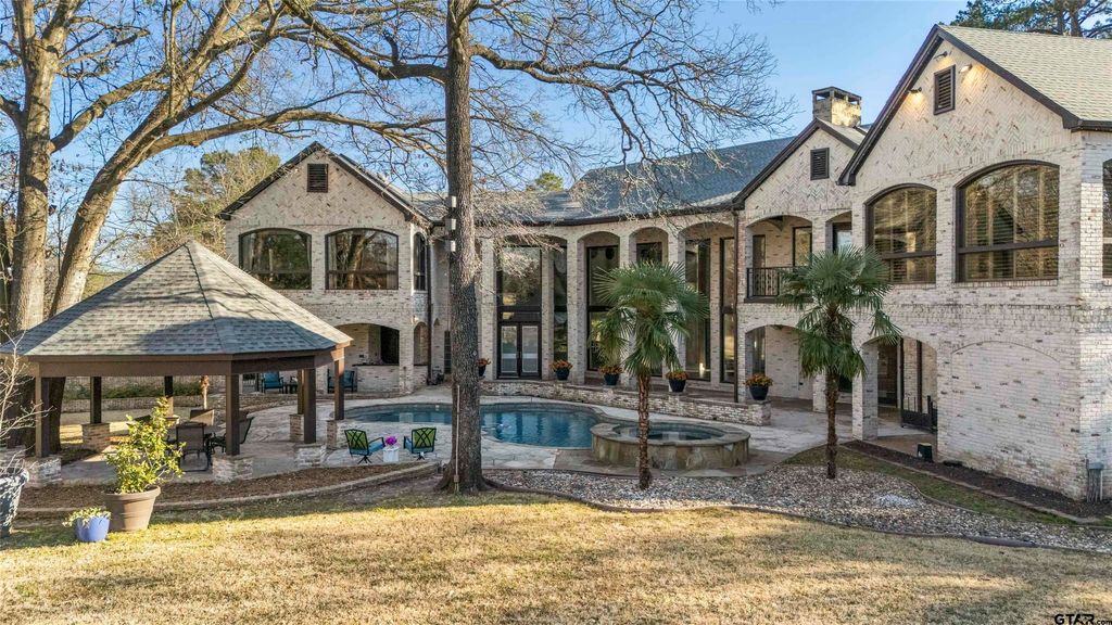 7104 Gleneagles Drive, Tyler, TX 75703