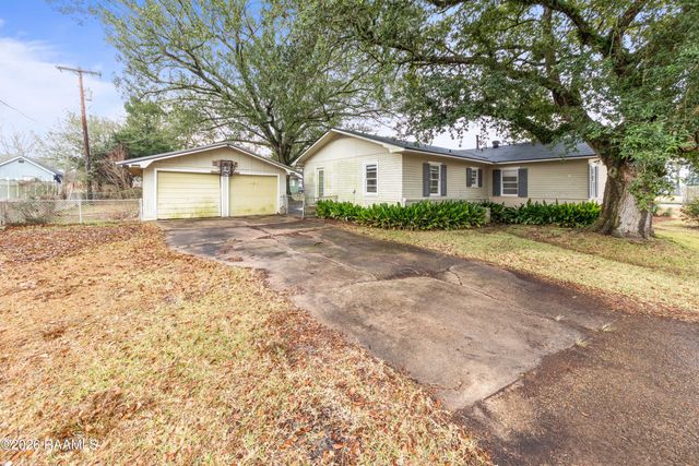 416 W Saint Paul Street, Abbeville, LA 70510