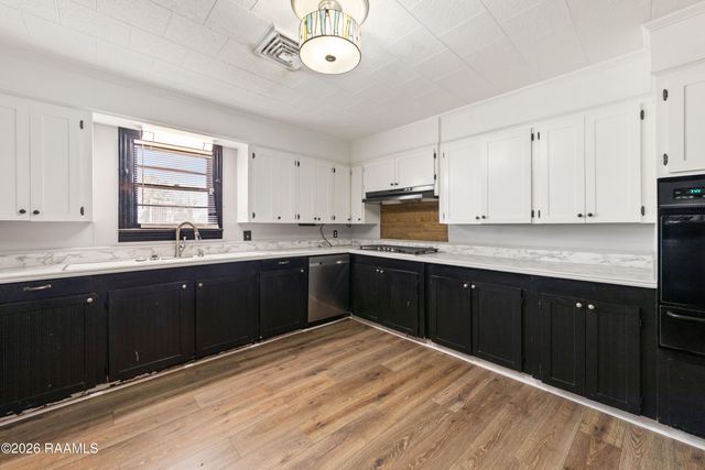 416 W Saint Paul Street, Abbeville, LA 70510