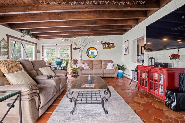 1521 Clark Road, Charleston, WV 25314
