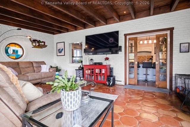 1521 Clark Road, Charleston, WV 25314