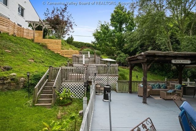 1521 Clark Road, Charleston, WV 25314
