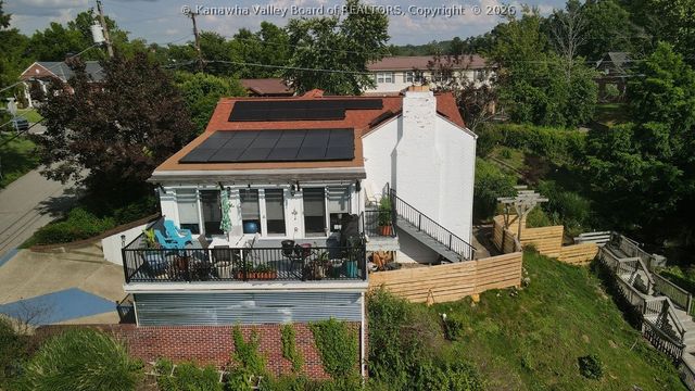 1521 Clark Road, Charleston, WV 25314