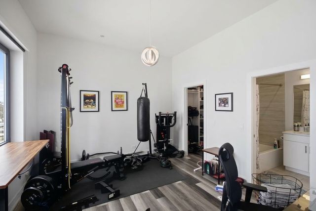 2317 N Clark Street 402, Chicago, IL 60614