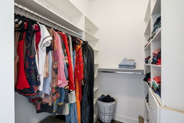 2317 N Clark Street 402, Chicago, IL 60614