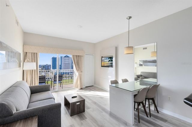 7395 UNIVERSAL BOULEVARD 1103, Orlando, FL 32819