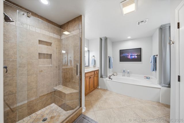 1904 E Laredo Street, Broken Arrow, OK 74012