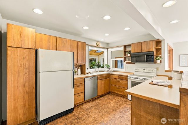 415 5th Street, Mukilteo, WA 98275