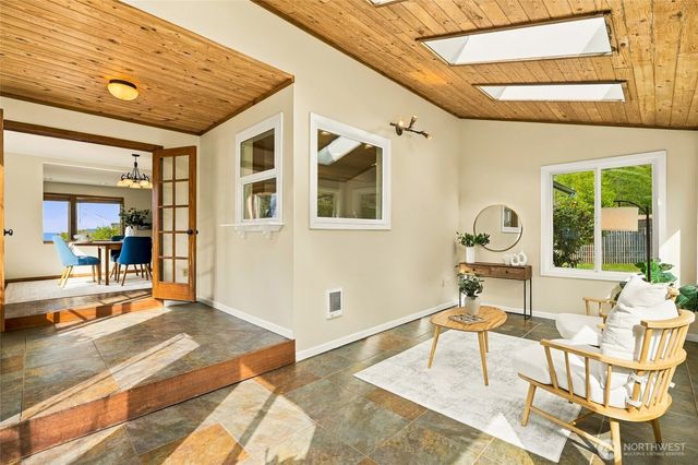 415 5th Street, Mukilteo, WA 98275