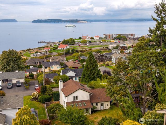 415 5th Street, Mukilteo, WA 98275