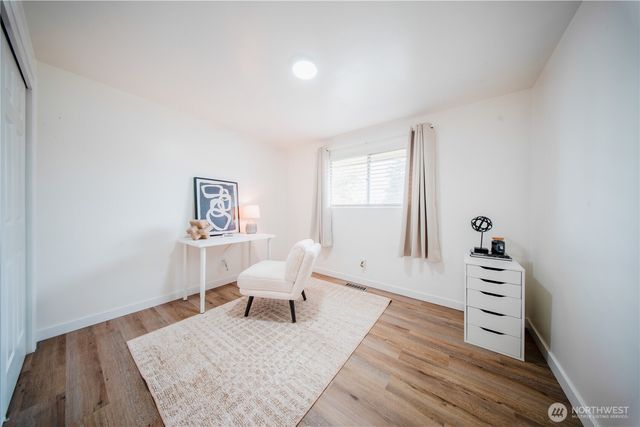 20840 102nd Avenue SE, Kent, WA 98031