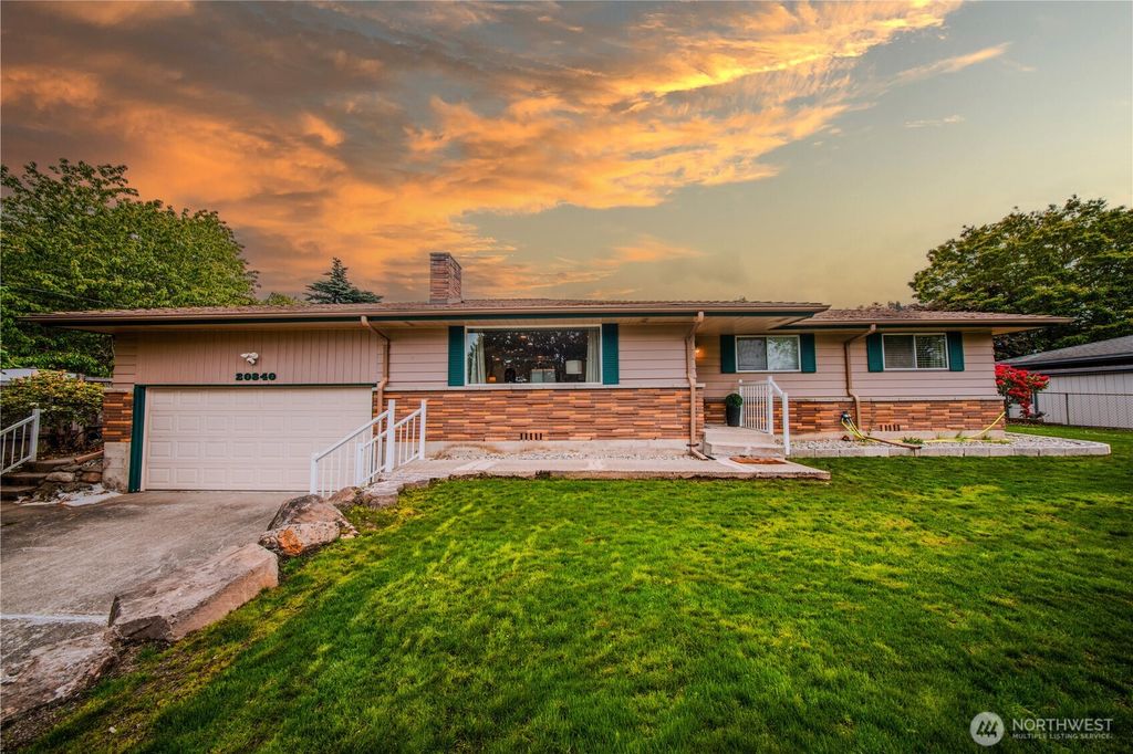 20840 102nd Avenue SE, Kent, WA 98031
