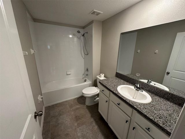 15438 WICKED STRONG STREET, Ruskin, FL 33573