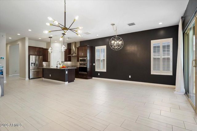 6630 E VILLA RITA Drive, Phoenix, AZ 85054